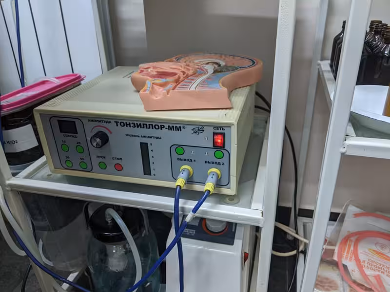 Ground-Floor Access: Clinic Clinic for Ground-Floor Access - WhatsApp Mill Hill: Private Microsuction Ear Wax Removal In North West London NW4 For Help